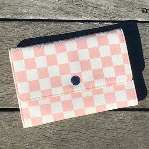 🌺Pink checkered Wallet